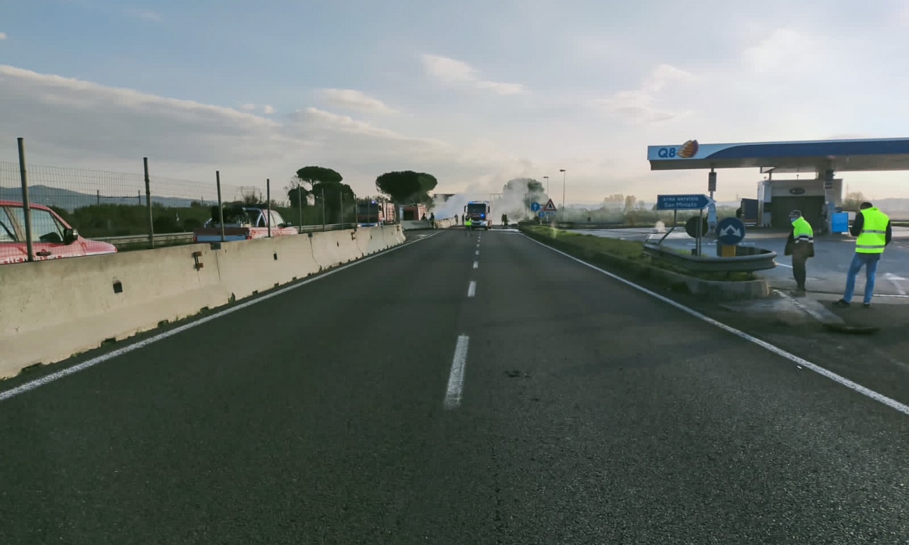 Fi-Pi-Li, doppio incidente e traffico in tilt